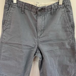 Boys GAP khaki shorts. Gray size 14!